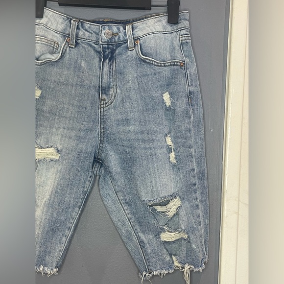 Light Wash Denim Bermuda cut shorts - Picture 2 of 6